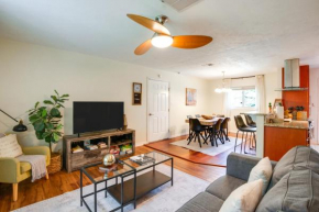 Pet-Friendly Home - 3 Mi to University of Florida!